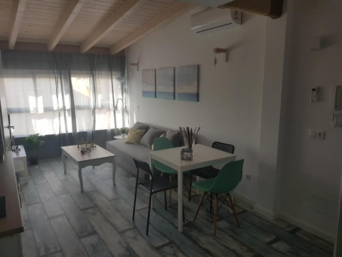 Apt 5 - Apartamento En La Playa De El Palo Μάλαγα Εξωτερικό φωτογραφία